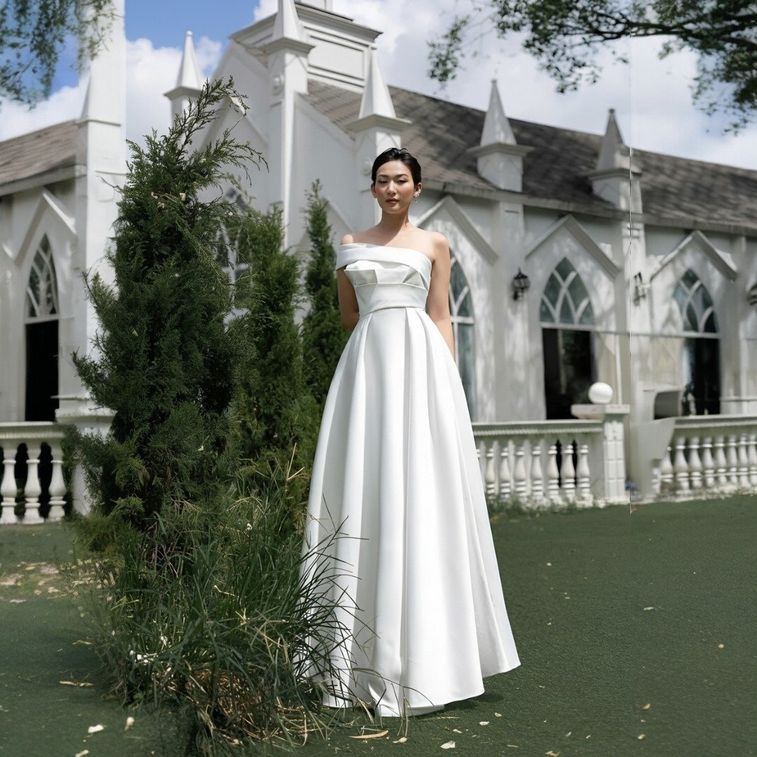 Cho Thuê Váy Dài Trễ Nửa Vai THE NELLA Trắng