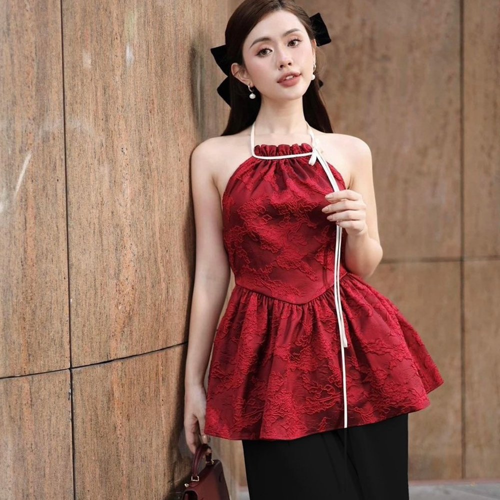 Thuê Set Yếm Hoa Dây Kem Đỏ