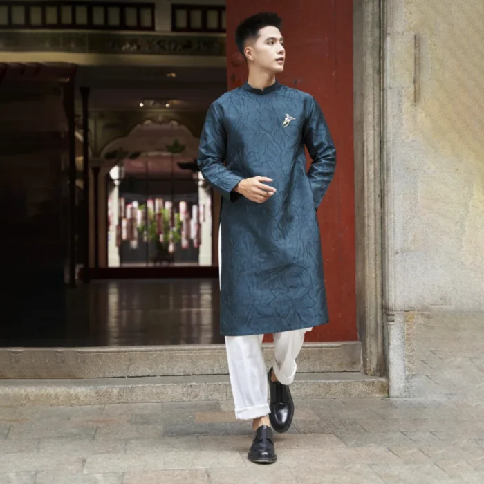 Thuê Áo Dài Gấm Nam Xanh Vân Nổi