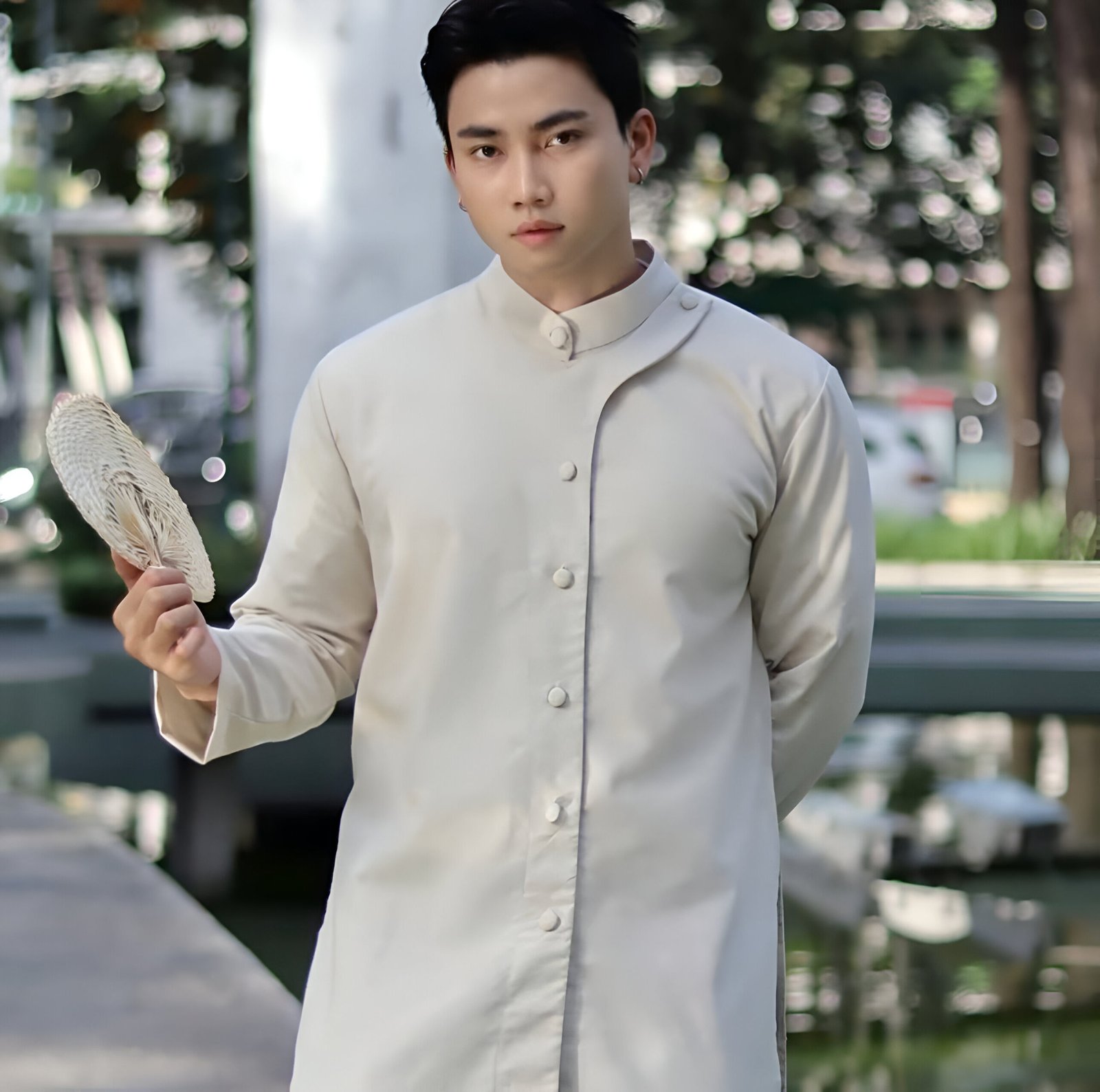 Áo Dài Nam Cách Tân Đính Nút Giữa Kem – Tiệm Nhà Bông