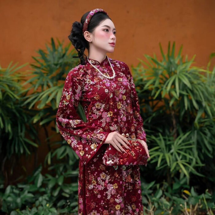 Cho Thuê Áo Dài Đỏ Kim Sa Đính Hoa 2026 Cao Cấp | Tiệm Nhà Bông